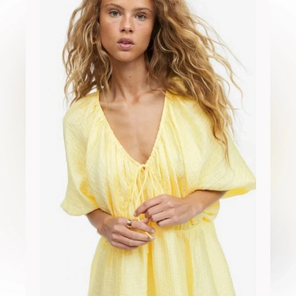 H&M NWT Oversized Yellow Lyocell-blend Dress Size Large - Picture 1 of 8